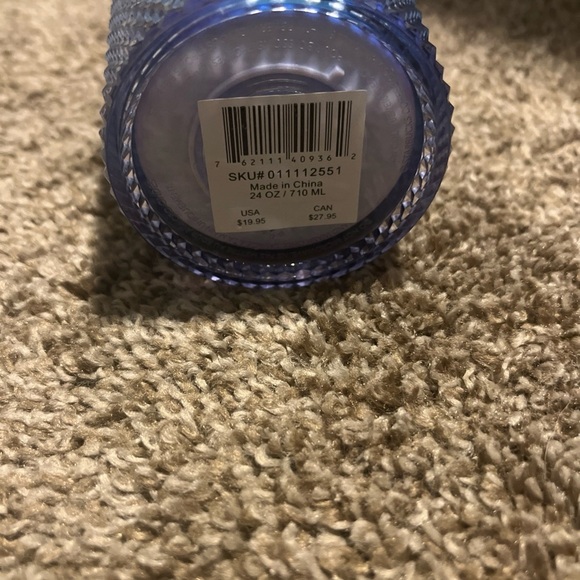 Starbuck NEW pride rainbow studded tumbler - Picture 2 of 4